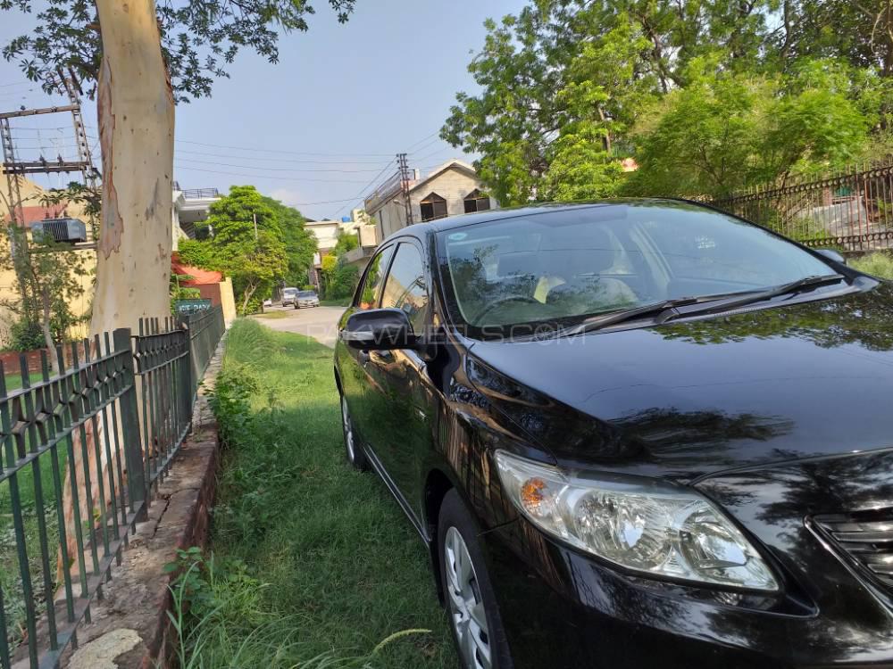 Toyota Corolla 2011 for Sale in Lahore Image-1
