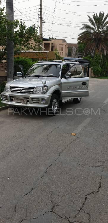 Toyota Prado 2001 for Sale in Lahore Toyota Prado 2001 for Sale in Lahore Image-2