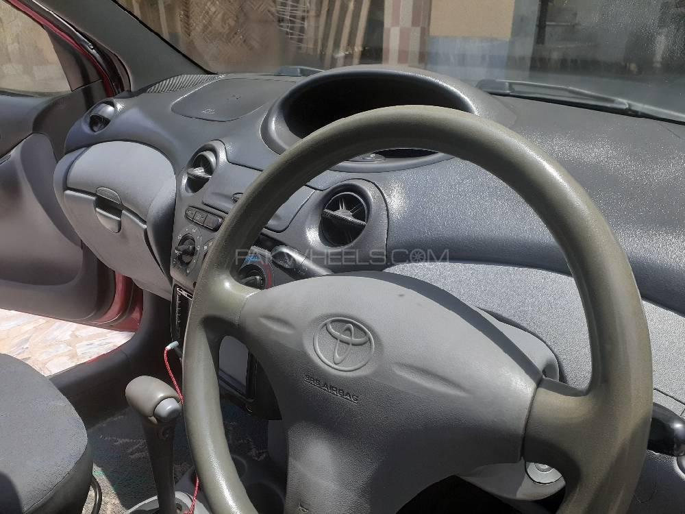 Toyota Vitz 2001 for Sale in Peshawar Toyota Vitz 2001 for Sale in Peshawar Image-4