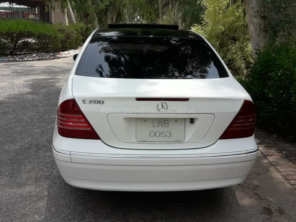 Mercedes Benz C Class 2004 for Sale in Peshawar Mercedes Benz C Class 2004 for Sale in Peshawar Image-10