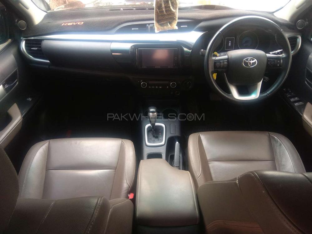 Toyota Hilux 2017 for Sale in Karachi Toyota Hilux 2017 for Sale in Karachi Image-13
