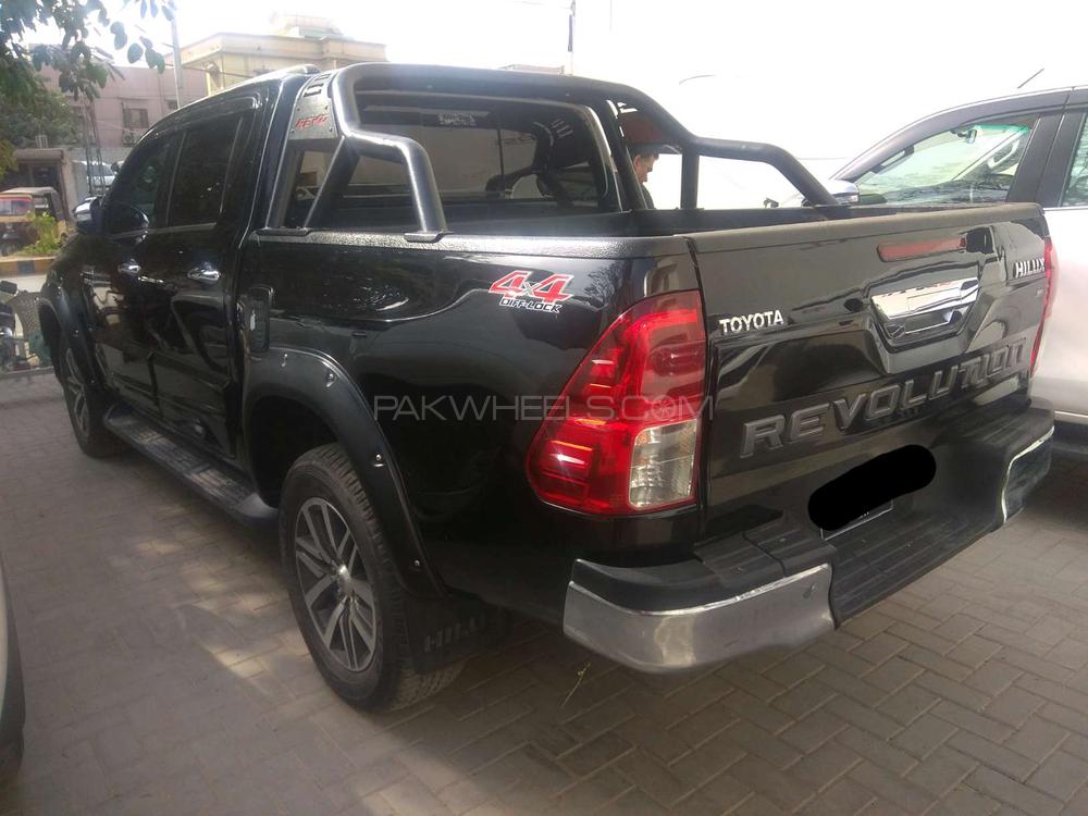 Toyota Hilux 2017 for Sale in Karachi Toyota Hilux 2017 for Sale in Karachi Image-14