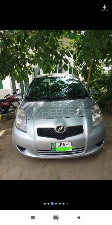 Toyota Vitz 2007 for Sale in D.G.Khan Image-1