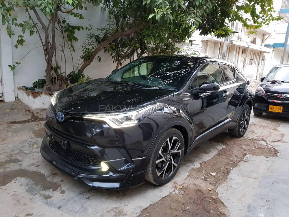 Toyota C-HR 2016 for Sale in Karachi Toyota C-HR 2016 for Sale in Karachi Image-9