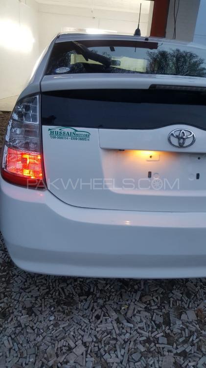 Toyota Prius 2010 for Sale in Khushab Image-1