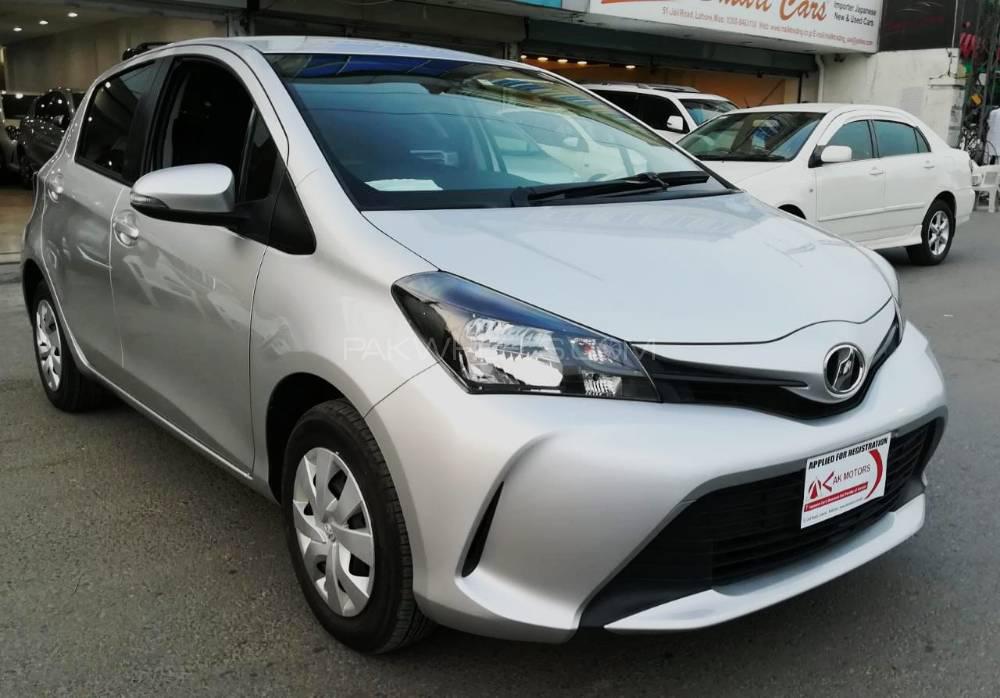 Toyota Vitz 2015 for Sale in Lahore Toyota Vitz 2015 for Sale in Lahore Image-10