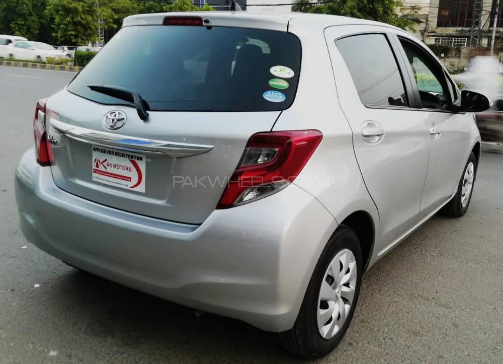 Toyota Vitz 2015 for Sale in Lahore Toyota Vitz 2015 for Sale in Lahore Image-11