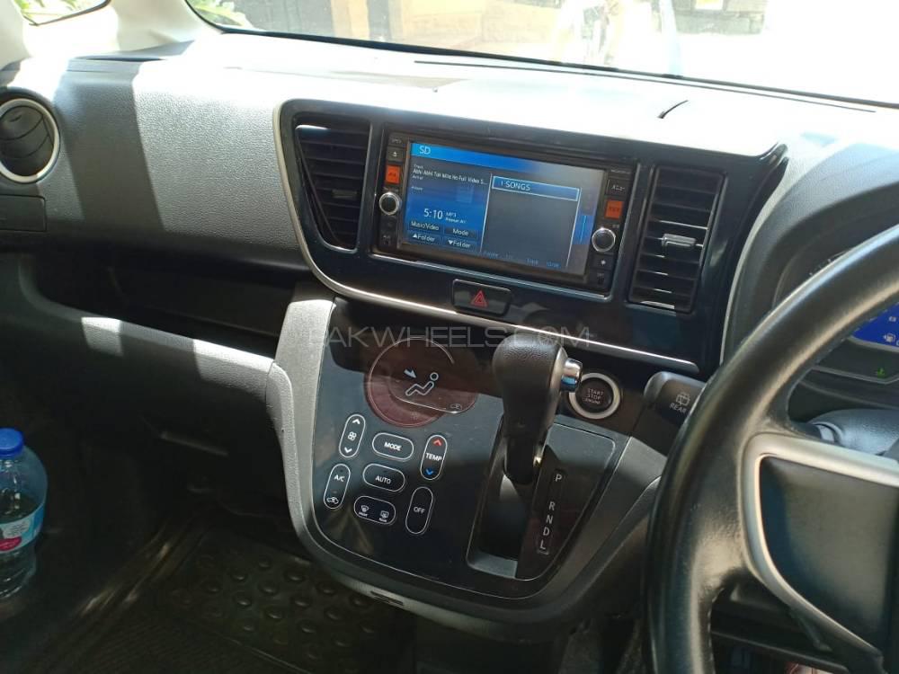 Nissan Roox 2014 for Sale in Karachi Nissan Roox 2014 for Sale in Karachi Image-4