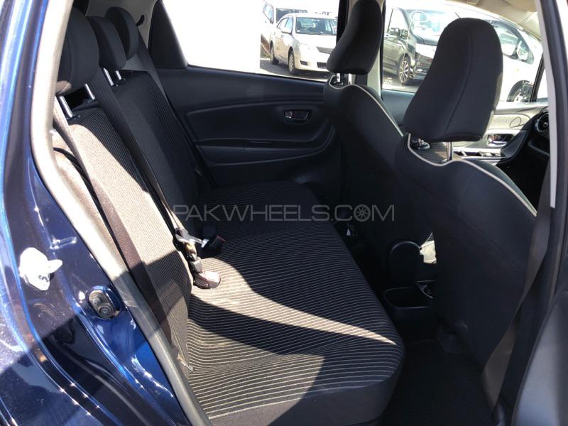 Toyota Vitz 2017 for Sale in Lahore Toyota Vitz 2017 for Sale in Lahore Image-6