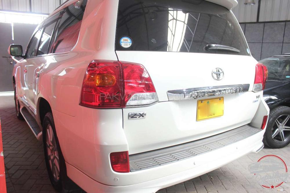 Toyota Land Cruiser 2012 for Sale in Karachi Toyota Land Cruiser 2012 for Sale in Karachi Image-13