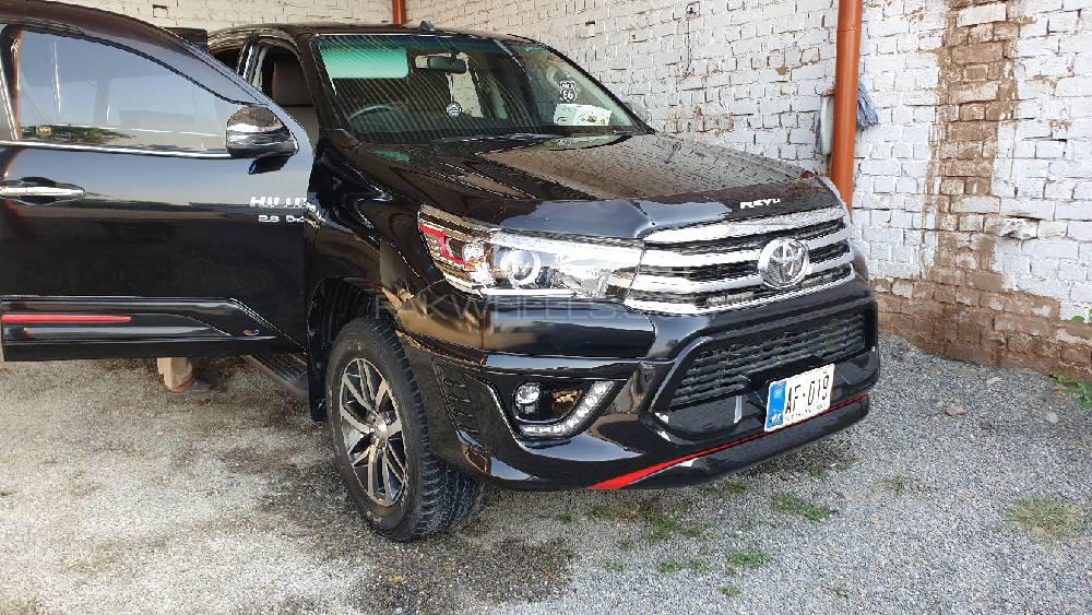 Toyota Hilux 2018 for Sale in Kohat Toyota Hilux 2018 for Sale in Kohat Image-4