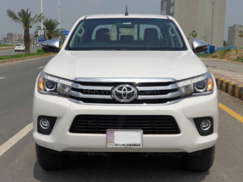 Toyota Hilux 2018 for Sale in Islamabad Image-1