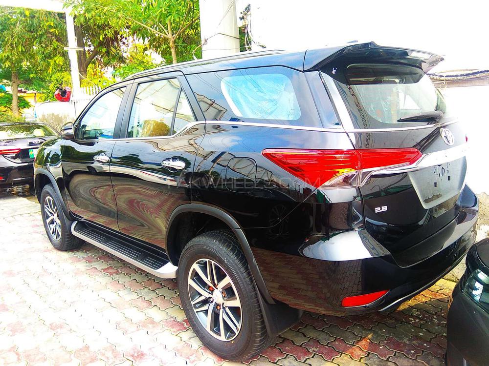 Toyota Fortuner 2019 for Sale in Lahore Toyota Fortuner 2019 for Sale in Lahore Image-10