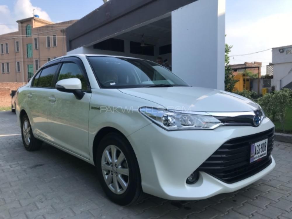 Toyota Corolla Axio 2015 for Sale in Gujrat Toyota Corolla Axio 2015 for Sale in Gujrat Image-4
