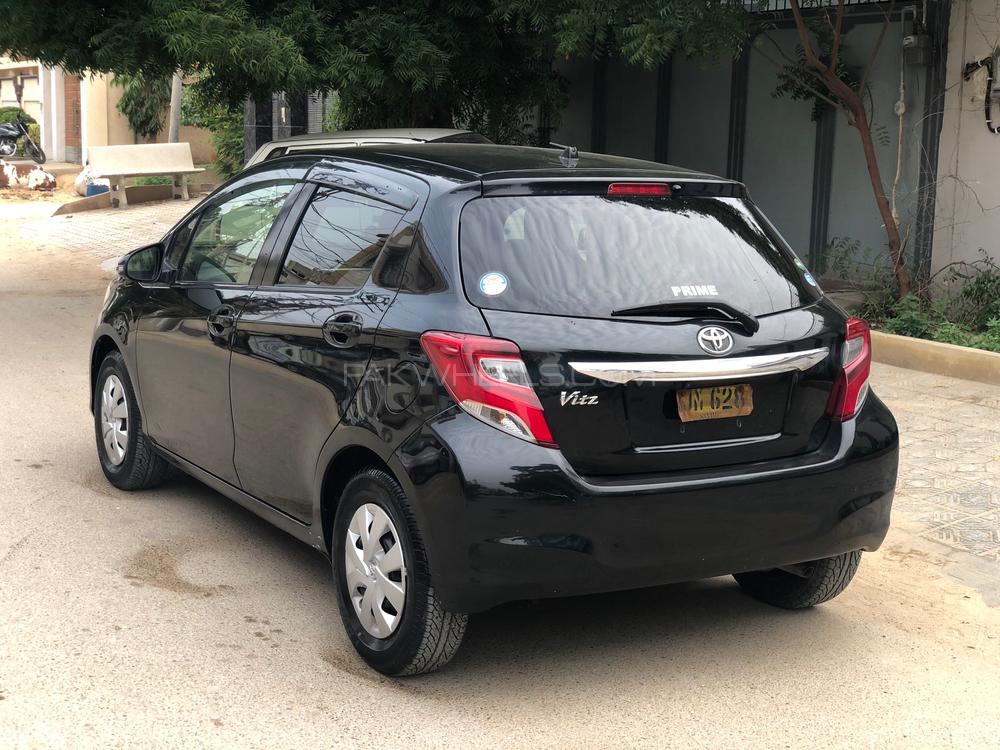 Toyota Vitz 2015 for Sale in Karachi Toyota Vitz 2015 for Sale in Karachi Image-9