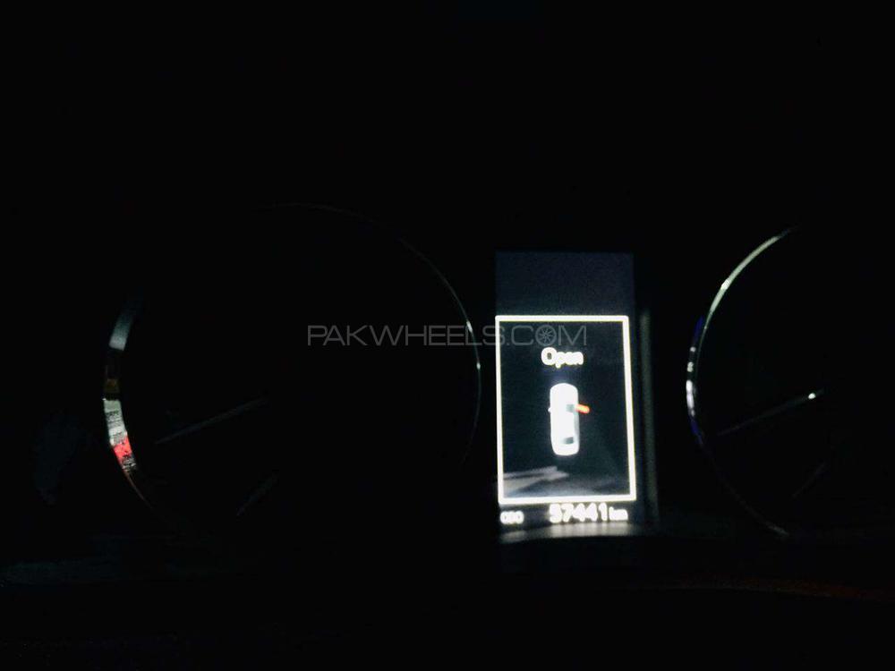 Toyota Corolla 2018 for Sale in Rawalpindi Toyota Corolla 2018 for Sale in Rawalpindi Image-5