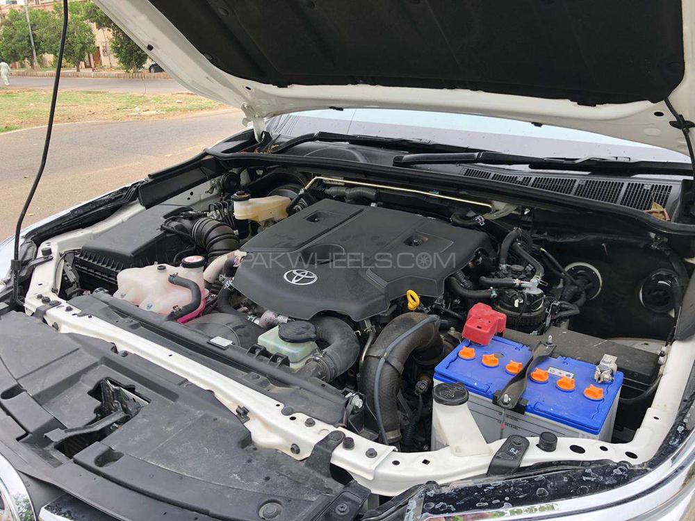 Toyota Fortuner 2019 for Sale in Karachi Toyota Fortuner 2019 for Sale in Karachi Image-11