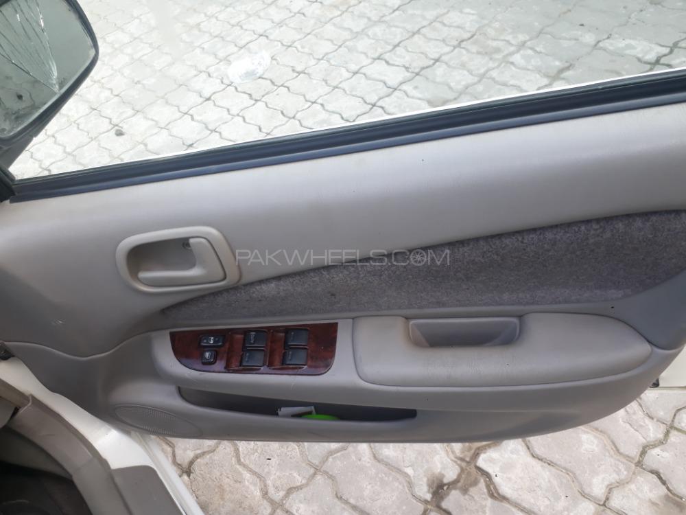 Toyota Corolla 2000 for Sale in Nowshera Image-1