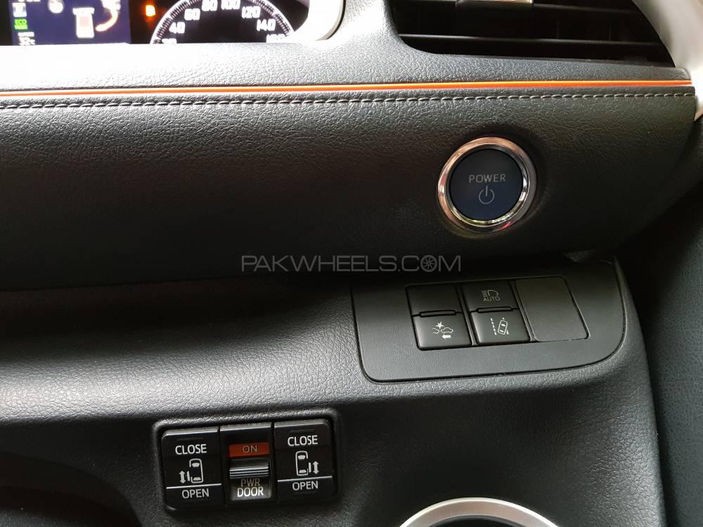 Toyota Sienta 2015 for Sale in Karachi Toyota Sienta 2015 for Sale in Karachi Image-16