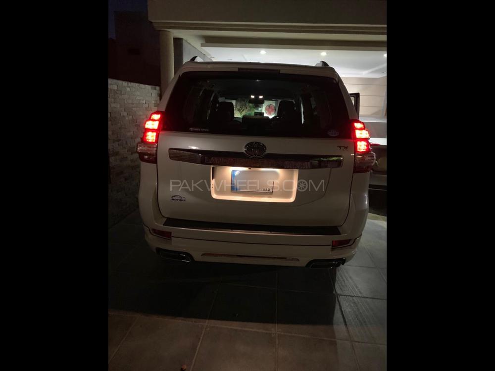 Toyota Prado 2014 for Sale in Lahore Toyota Prado 2014 for Sale in Lahore Image-4