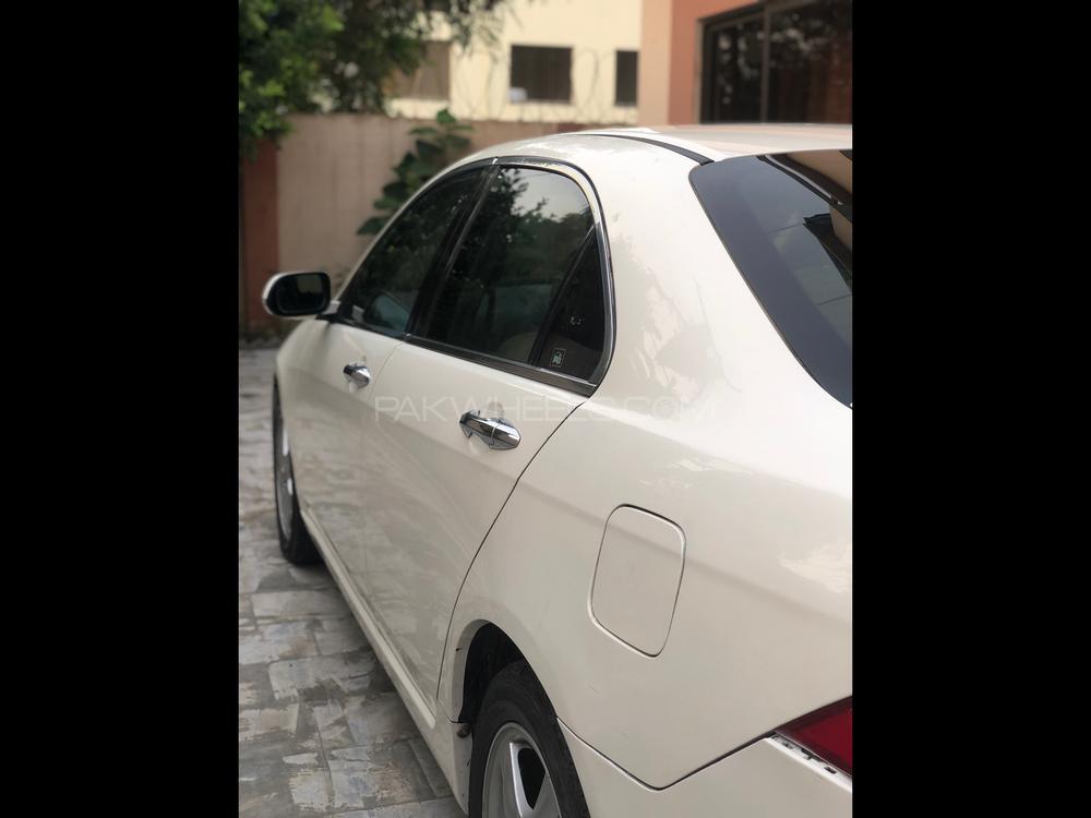 Honda Accord 2003 for Sale in Lahore Honda Accord 2003 for Sale in Lahore Image-6