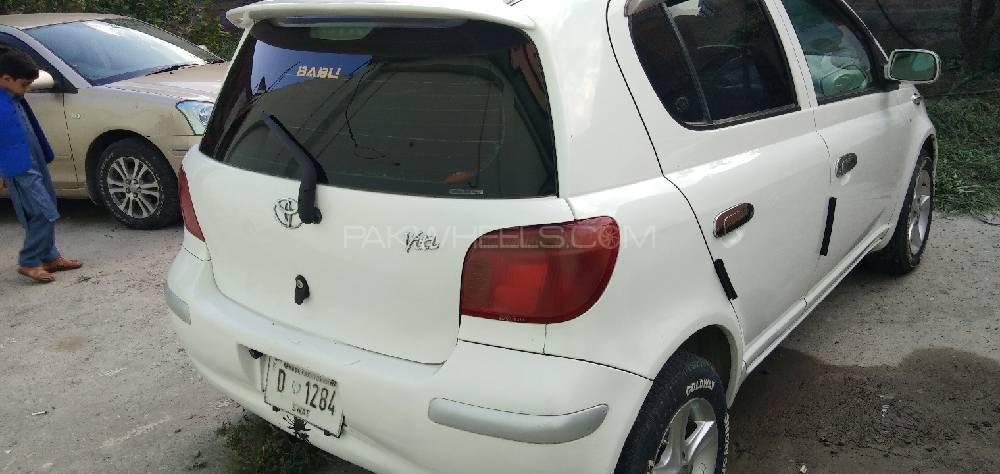 Toyota Vitz 2000 for Sale in Swat Toyota Vitz 2000 for Sale in Swat Image-2