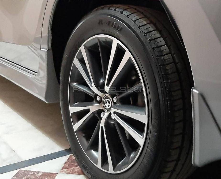 Toyota Corolla 2018 for Sale in Peshawar Toyota Corolla 2018 for Sale in Peshawar Image-14