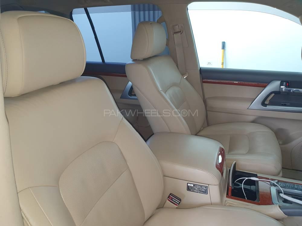 Toyota Land Cruiser 2012 for Sale in Islamabad Toyota Land Cruiser 2012 for Sale in Islamabad Image-13