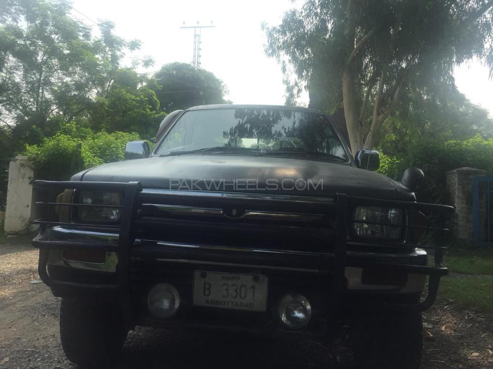 Toyota Hilux 1993 for Sale in Haripur Image-1
