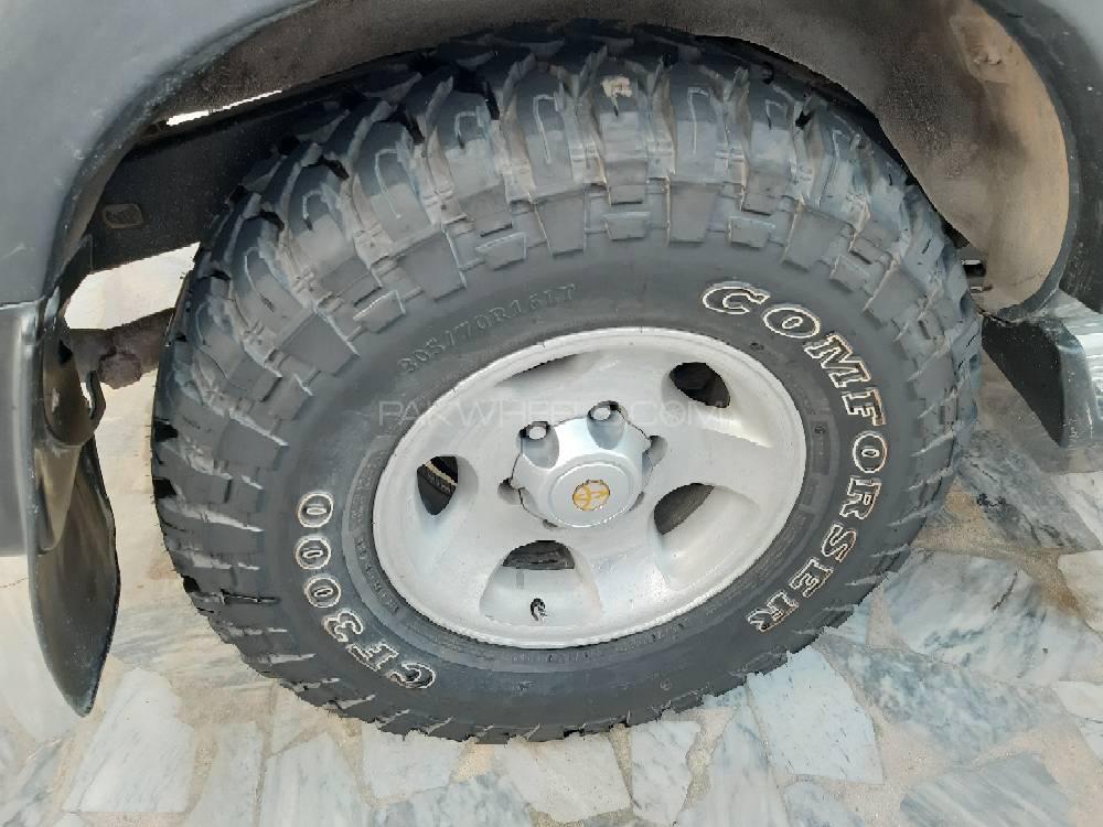 Toyota Land Cruiser 1995 for Sale in Peshawar Toyota Land Cruiser 1995 for Sale in Peshawar Image-13