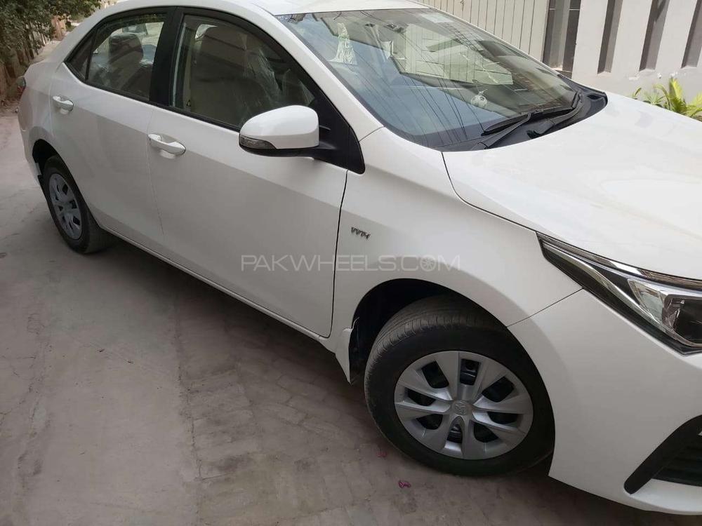 Toyota Corolla 2018 for Sale in Bahawalpur Toyota Corolla 2018 for Sale in Bahawalpur Image-9