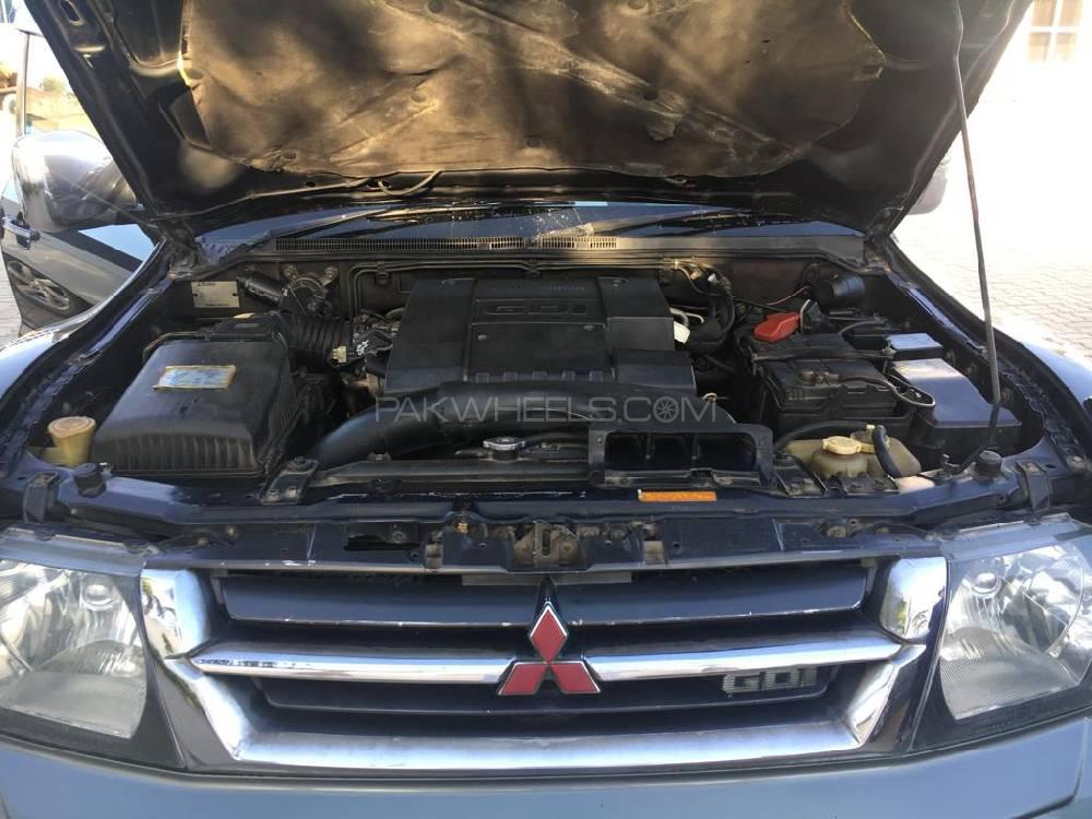 Mitsubishi Pajero 2001 for Sale in Sargodha Mitsubishi Pajero 2001 for Sale in Sargodha Image-10