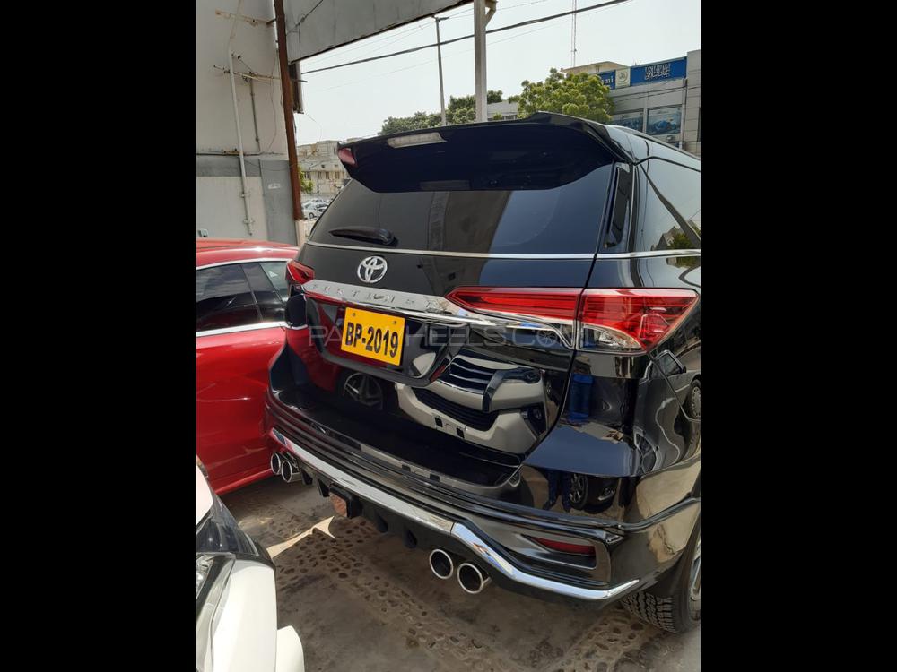 Toyota Fortuner 2018 for Sale in Karachi Toyota Fortuner 2018 for Sale in Karachi Image-3