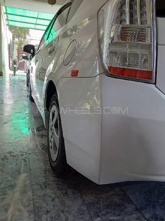 Toyota Prius 2010 for Sale in Peshawar Toyota Prius 2010 for Sale in Peshawar Image-3