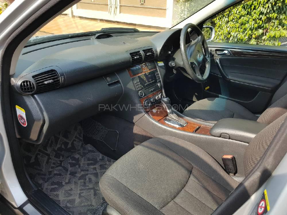 Mercedes Benz C Class 2007 for Sale in Lahore Mercedes Benz C Class 2007 for Sale in Lahore Image-3