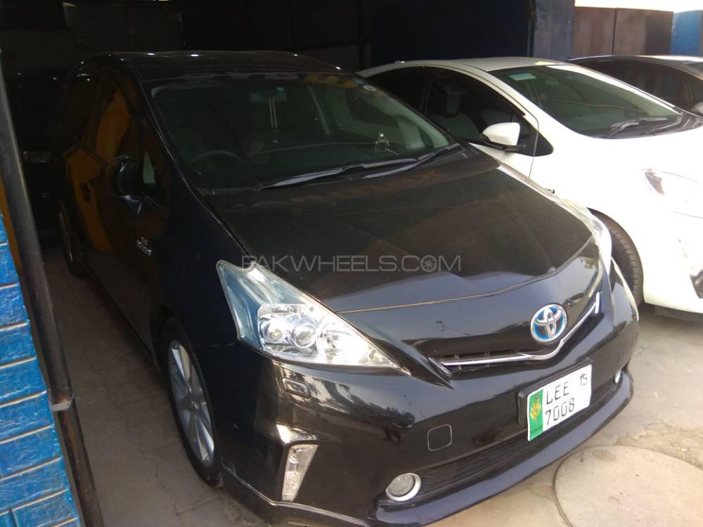 Toyota Prius Alpha 2012 for Sale in Bahawalpur Toyota Prius Alpha 2012 for Sale in Bahawalpur Image-3