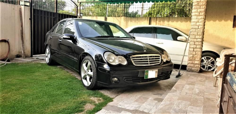 Mercedes Benz C Class 2006 for Sale in Lahore Mercedes Benz C Class 2006 for Sale in Lahore Image-5