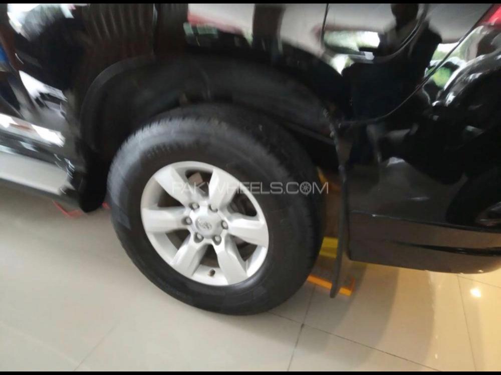 Toyota Prado 2013 for Sale in Lahore Toyota Prado 2013 for Sale in Lahore Image-5