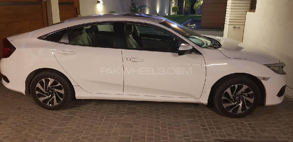 Honda Civic 2018 for Sale in Karachi Honda Civic 2018 for Sale in Karachi Image-3
