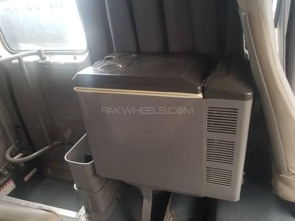 Toyota Coaster 2007 for Sale in Karachi Toyota Coaster 2007 for Sale in Karachi Image-5