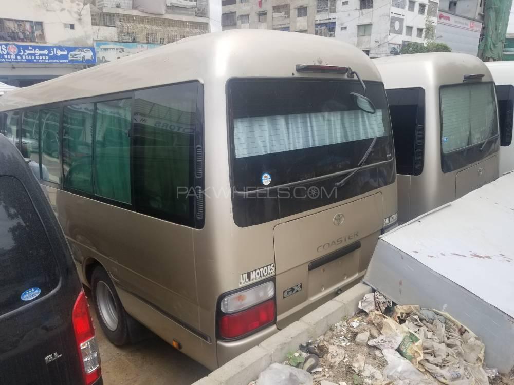 Toyota Coaster 2007 for Sale in Karachi Toyota Coaster 2007 for Sale in Karachi Image-11