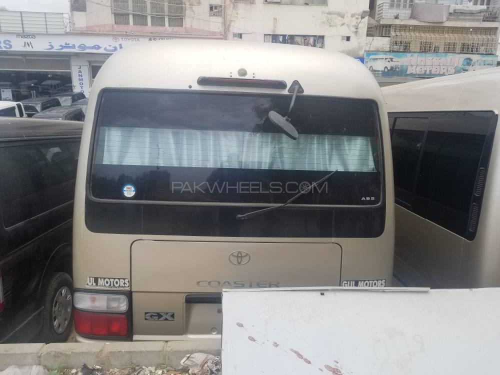 Toyota Coaster 2007 for Sale in Karachi Toyota Coaster 2007 for Sale in Karachi Image-12