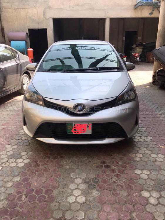 Toyota Vitz 2014 for Sale in Multan Image-1