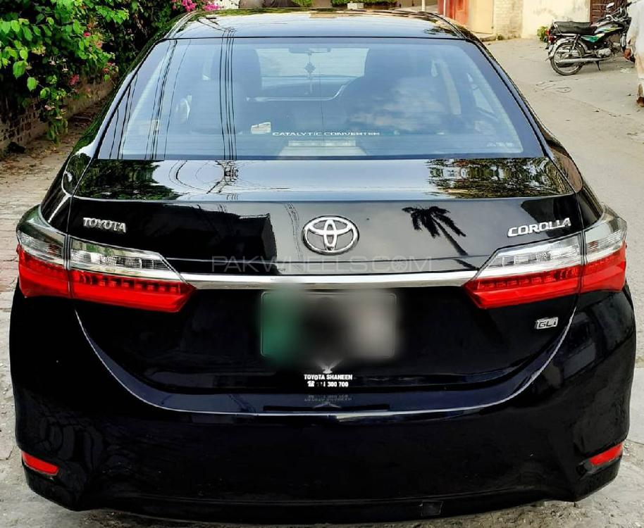 Toyota Corolla 2018 for Sale in Pir mahal Toyota Corolla 2018 for Sale in Pir mahal Image-3