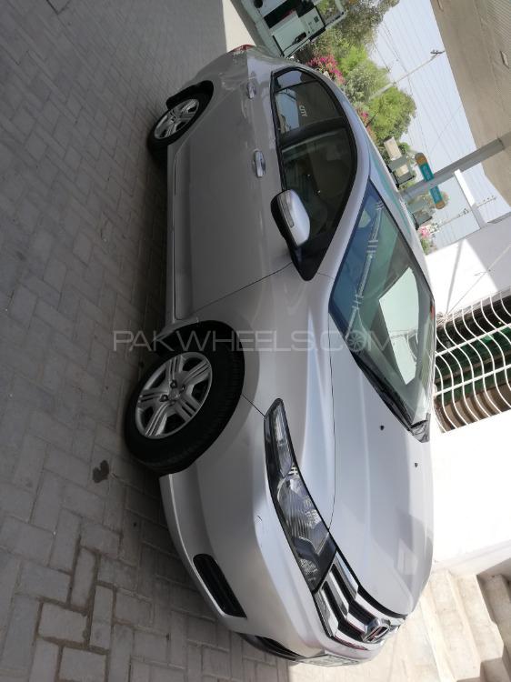 Honda City 2015 for Sale in Vehari Honda City 2015 for Sale in Vehari Image-2