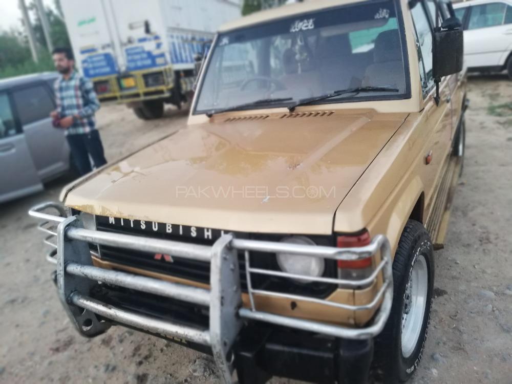 Mitsubishi Pajero 1988 for Sale in Islamabad Image-1