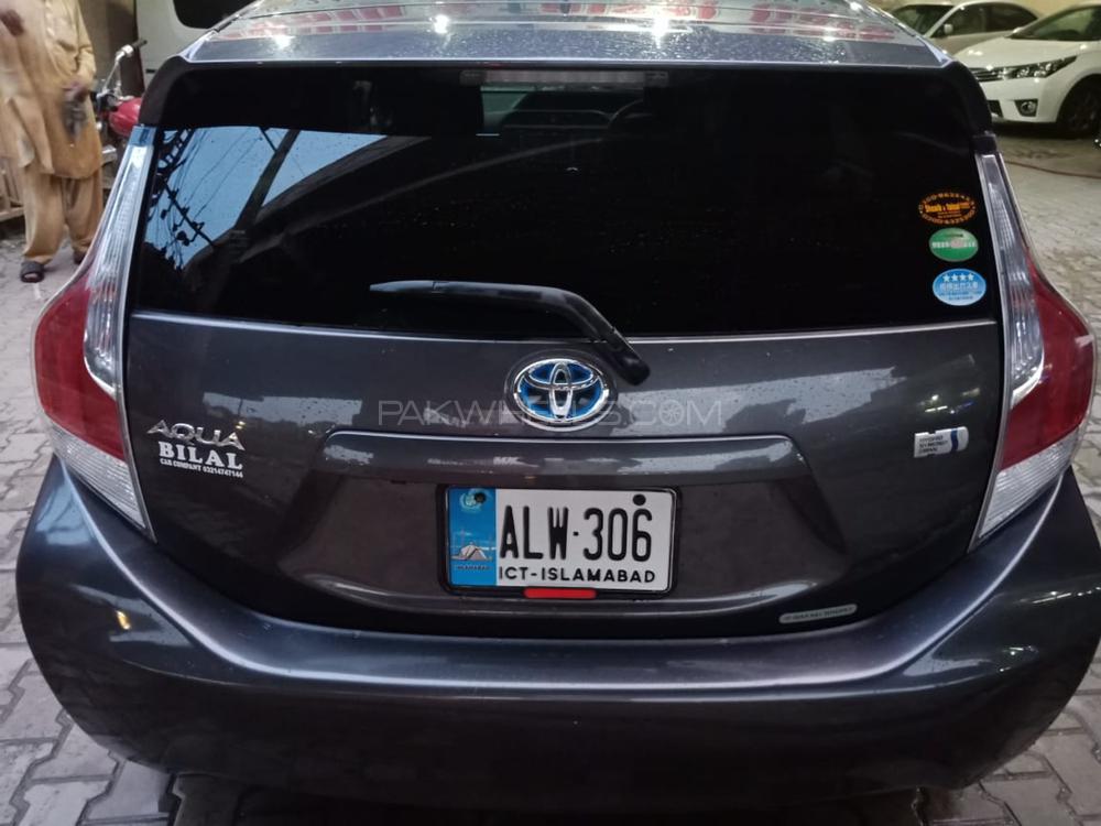 Toyota Aqua 2015 for Sale in Multan Toyota Aqua 2015 for Sale in Multan Image-3