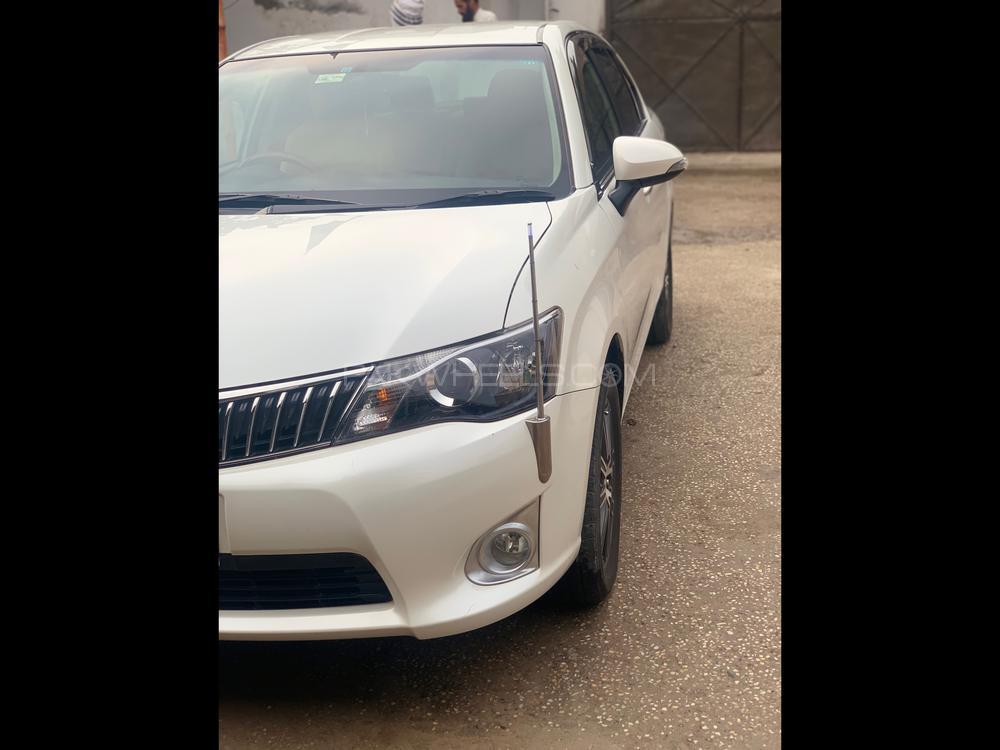 Toyota Corolla Axio 2012 for Sale in Peshawar Toyota Corolla Axio 2012 for Sale in Peshawar Image-8