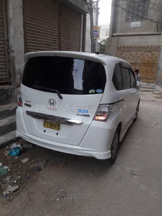Honda Freed 2013 for Sale in Karachi Honda Freed 2013 for Sale in Karachi Image-10