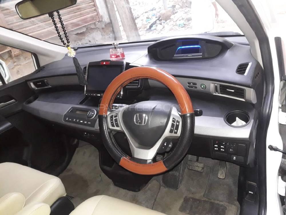 Honda Freed 2013 for Sale in Karachi Honda Freed 2013 for Sale in Karachi Image-9